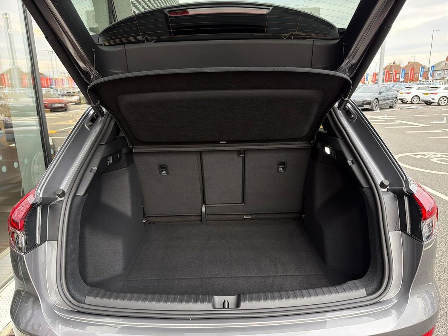 Used Audi Q4 e-tron 2025 for sale - 76763478: Photo 17