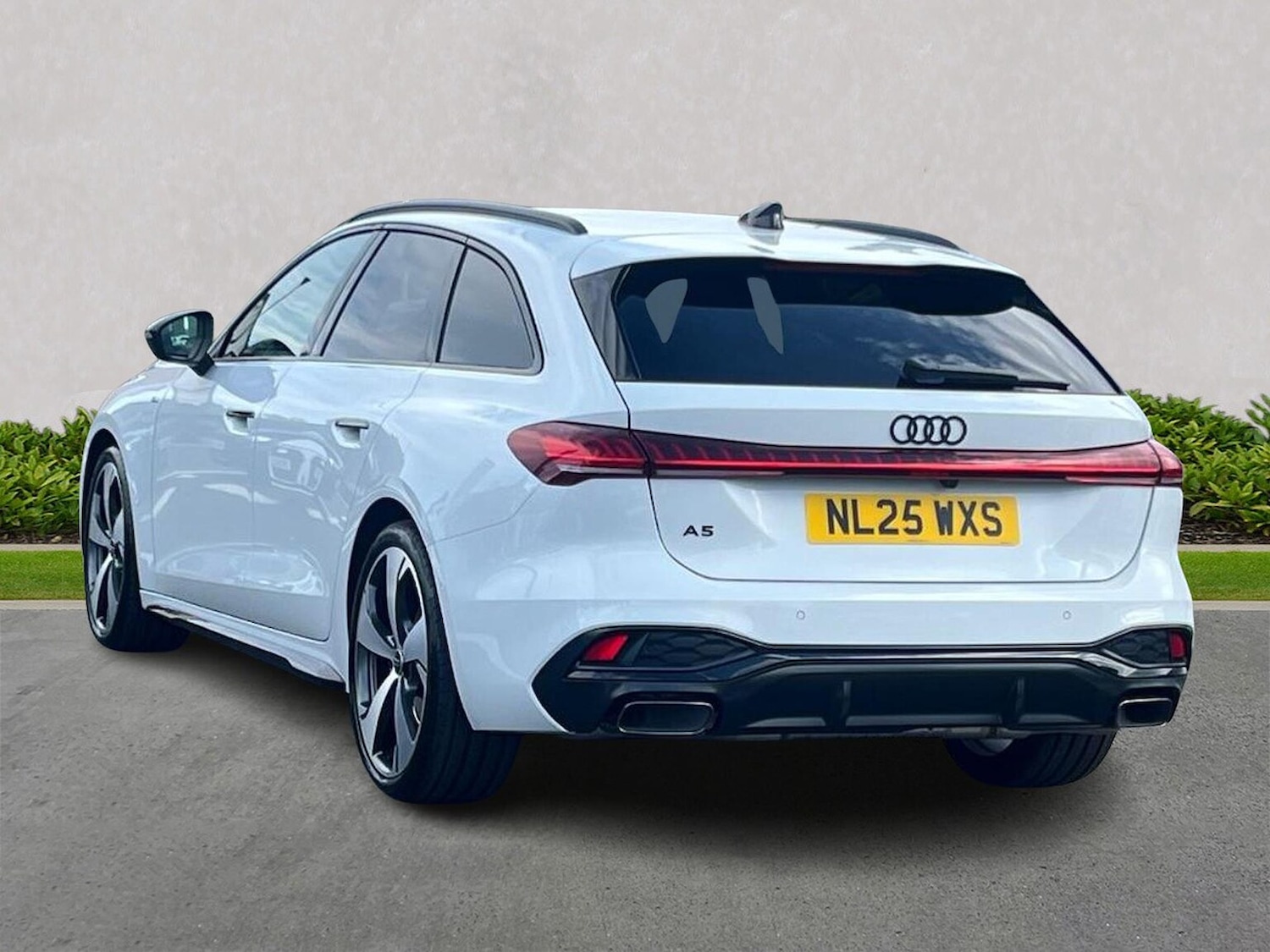 Used Audi A5 2025 for sale - 76532447: Photo 2