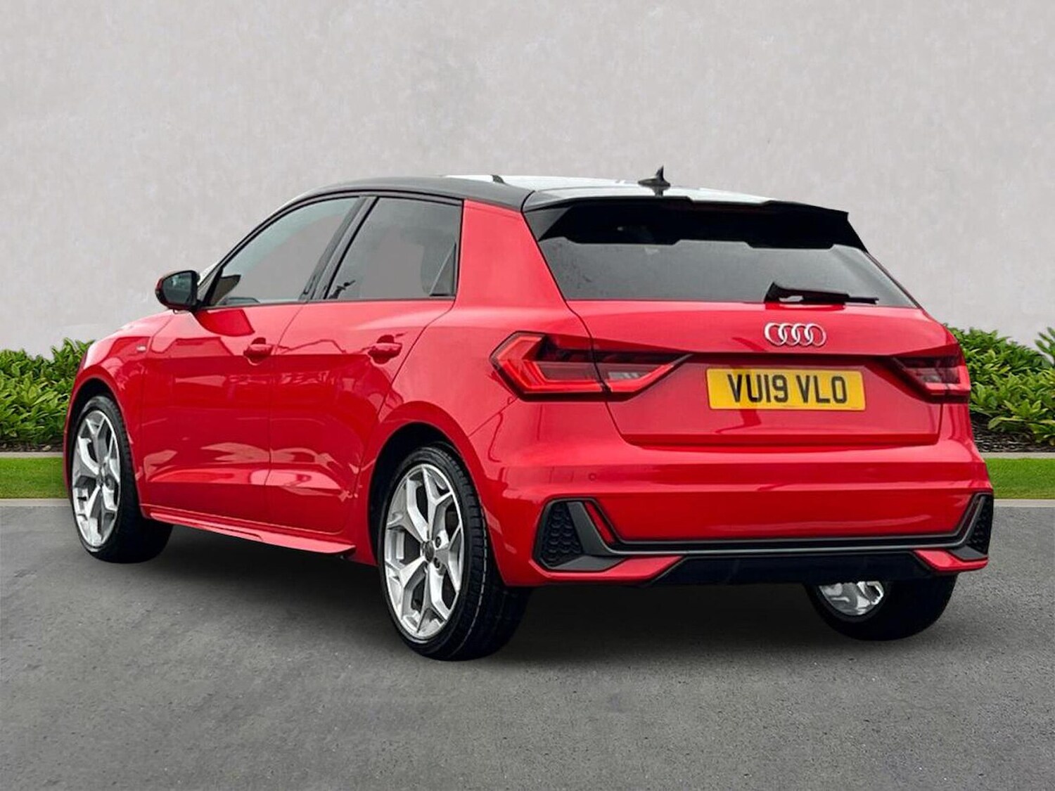 Used Audi A1 2019 for sale - 76670826: Photo 2