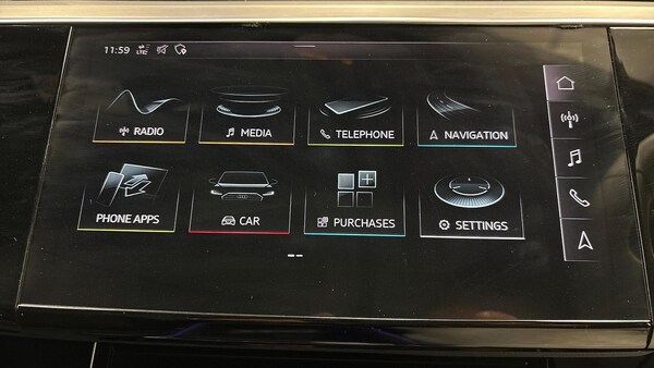 Used Audi e-tron 2021 for sale - 75674439: Photo 7