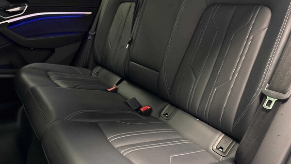 Used Audi e-tron 2021 for sale - 75674439: Photo 9