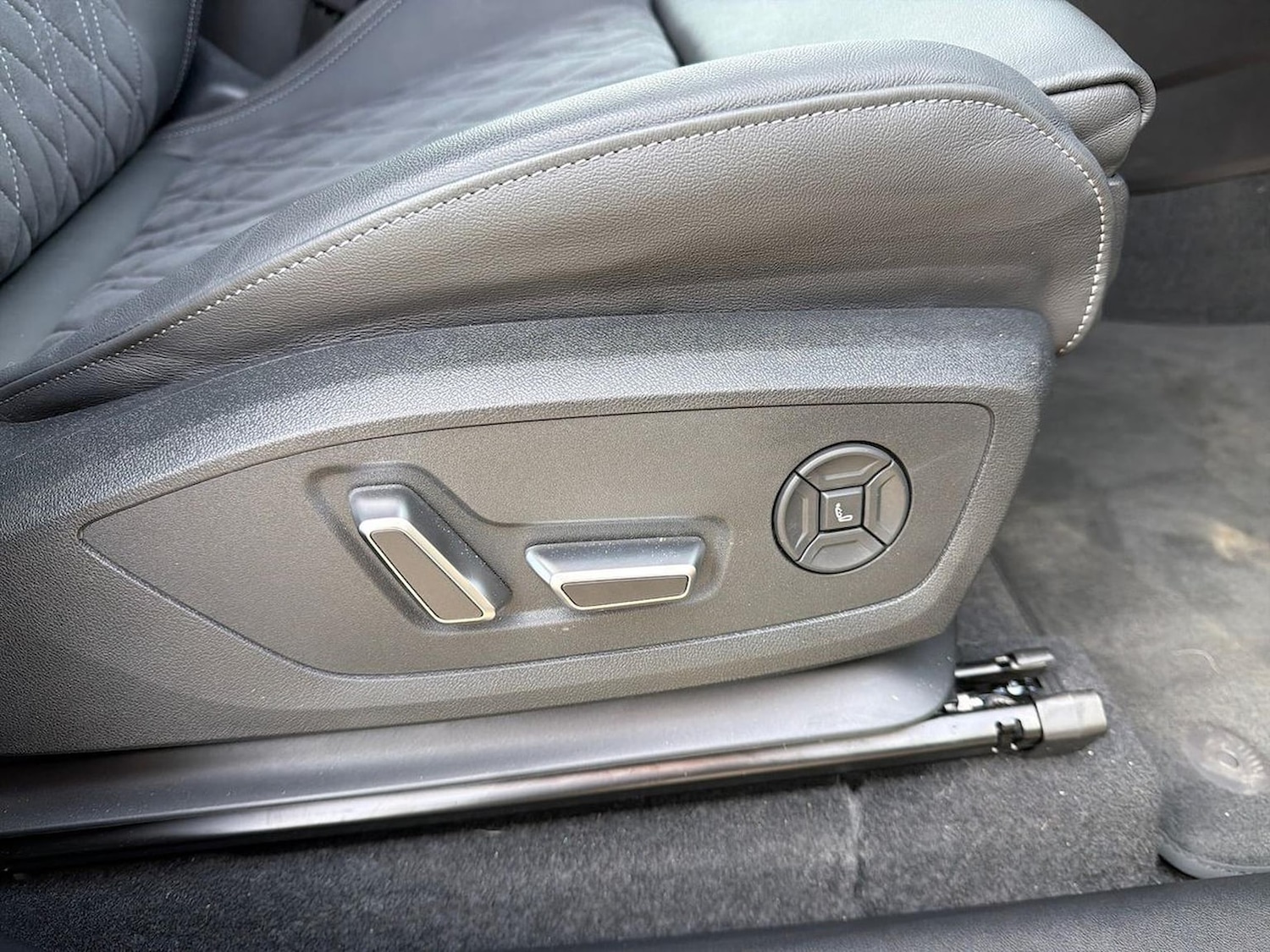 Used Audi Q6 e-tron 2026 for sale - 77973954: Photo 30