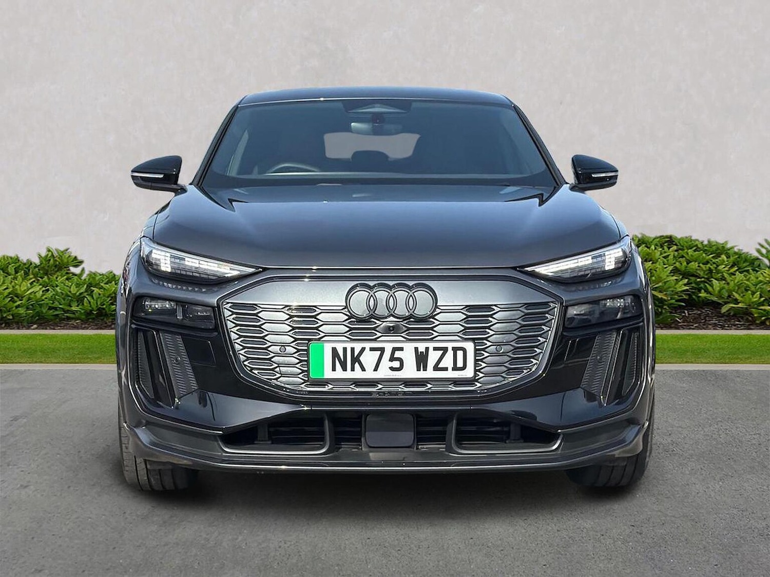 Used Audi Q6 e-tron 2026 for sale - 77973954: Photo 5