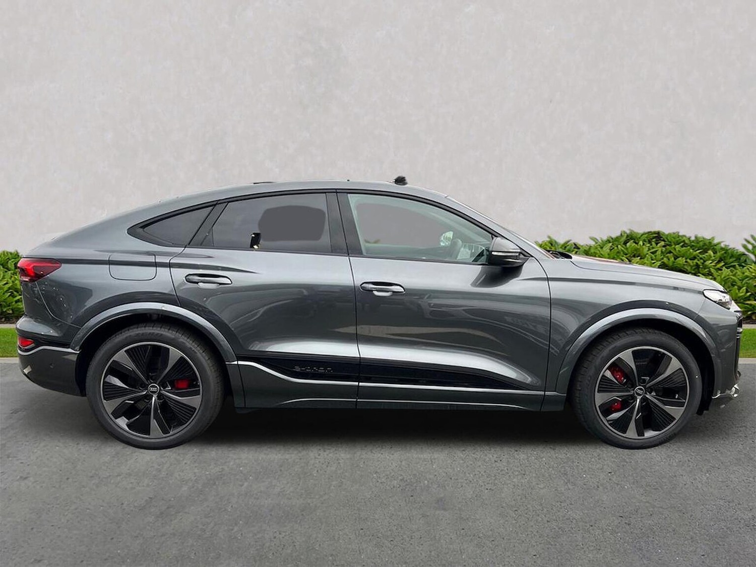 Used Audi Q6 e-tron 2025 for sale - 76884991: Photo 3