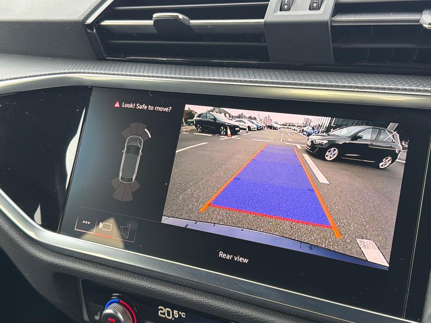 Used Audi Q3 2023 for sale - 76225124: Photo 23