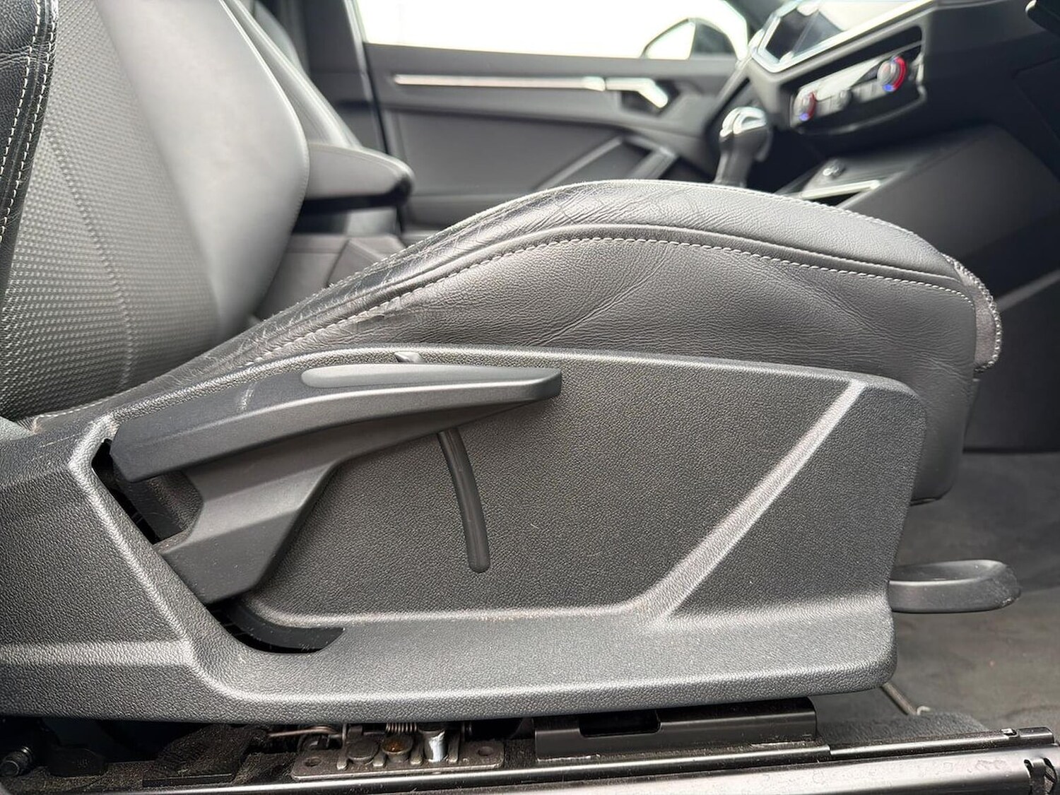 Used Audi Q3 2023 for sale - 76225124: Photo 30