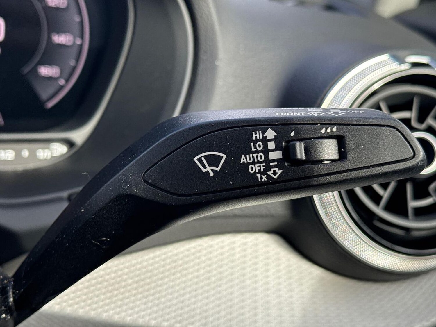 Used Audi Q2 2025 for sale - 78192636: Photo 30