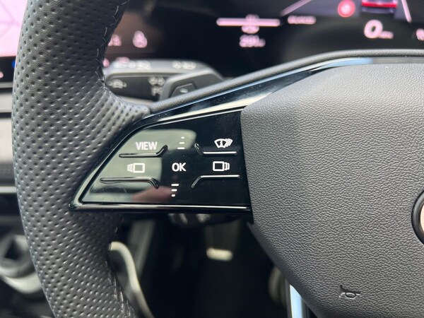 Used Audi Q6 e-tron 2025 for sale - 75436953: Photo 27