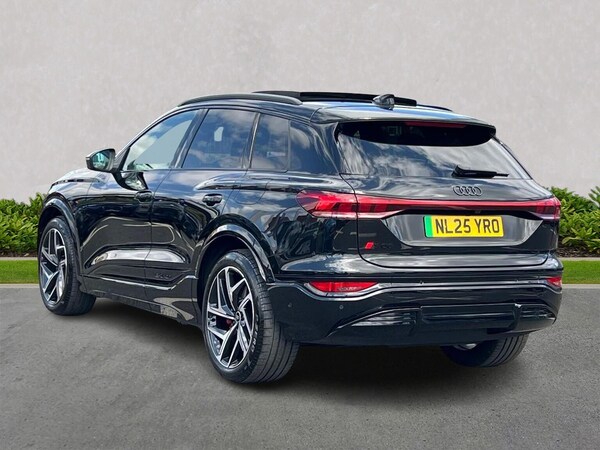Used Audi Q6 e-tron 2025 for sale - 75436953: Photo 2