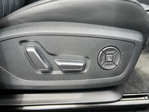 Used Audi Q6 e-tron 2025 for sale - 75436953: Photo 30