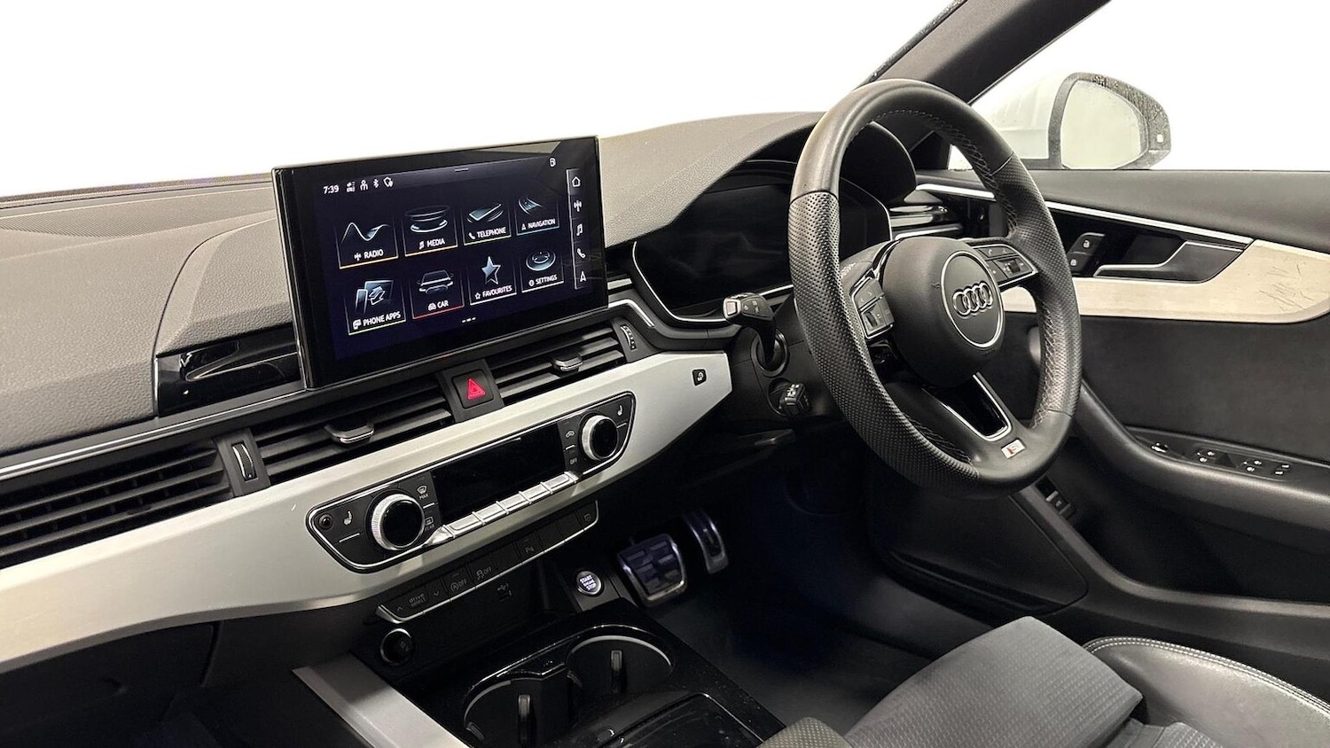 Used Audi A4 2023 for sale - 76663811: Photo 5