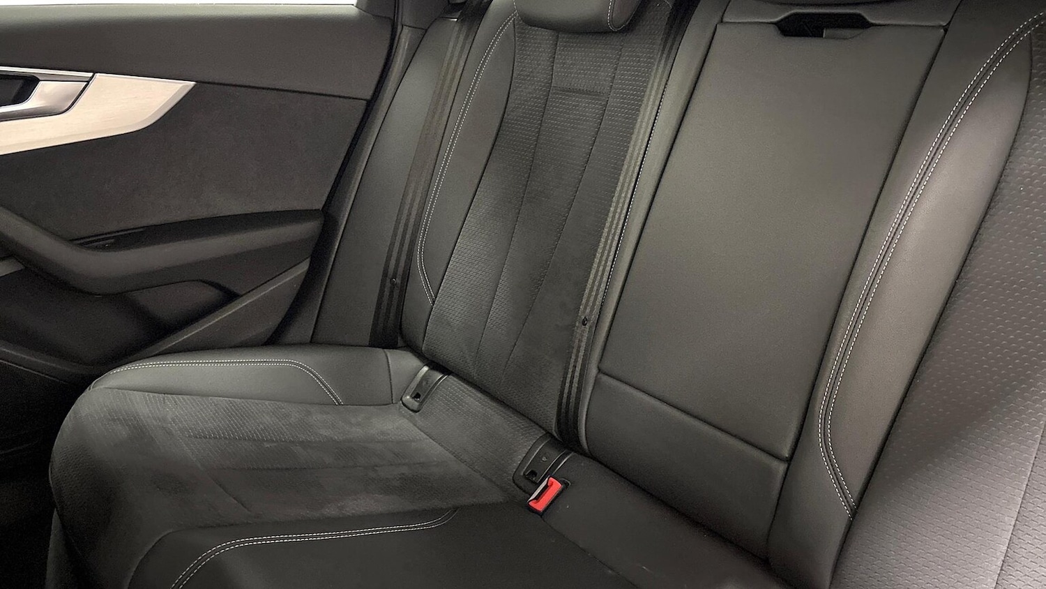 Used Audi A4 2023 for sale - 76663811: Photo 9