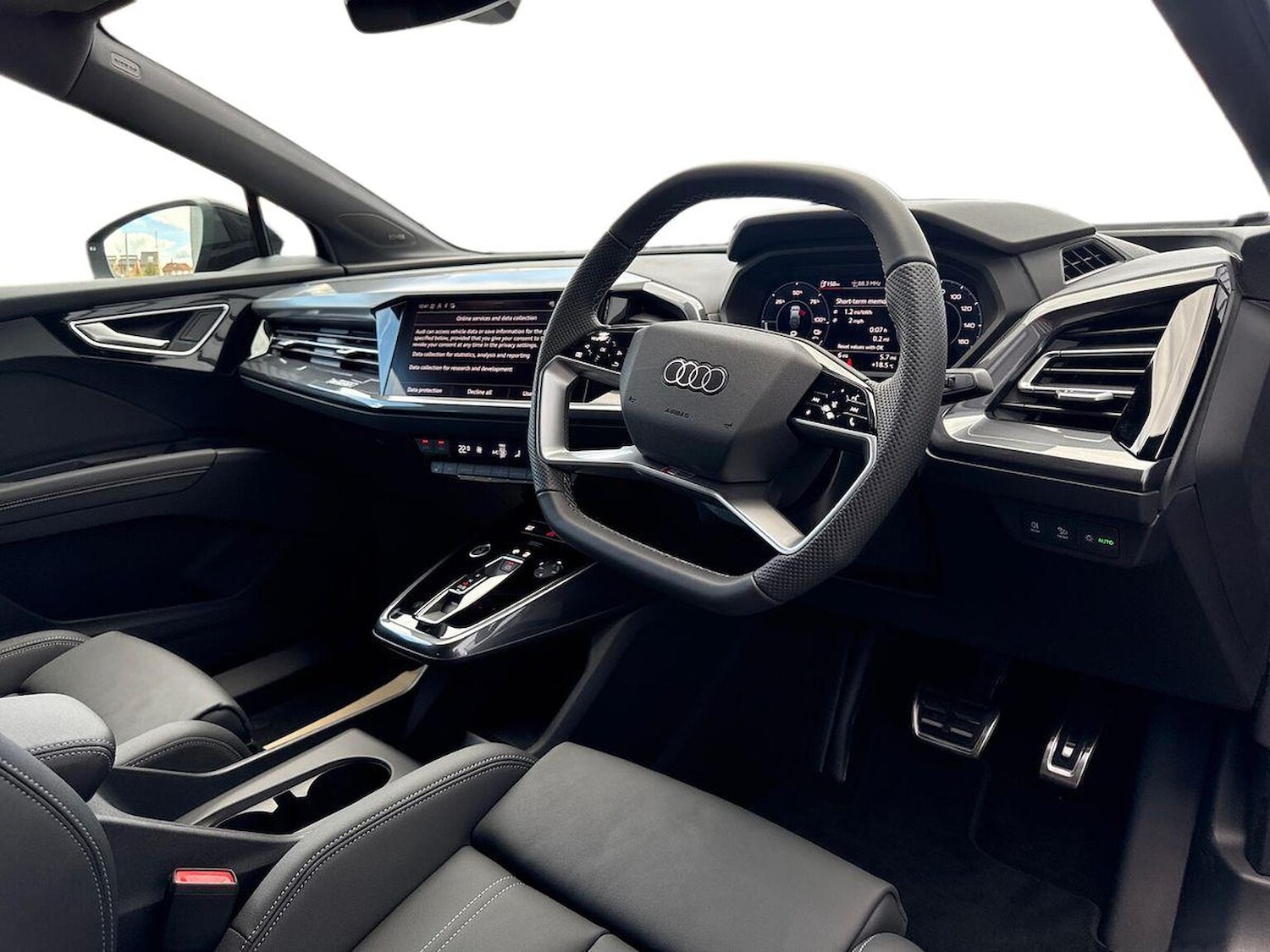 Used Audi Q4 e-tron 2025 for sale - 76449625: Photo 15