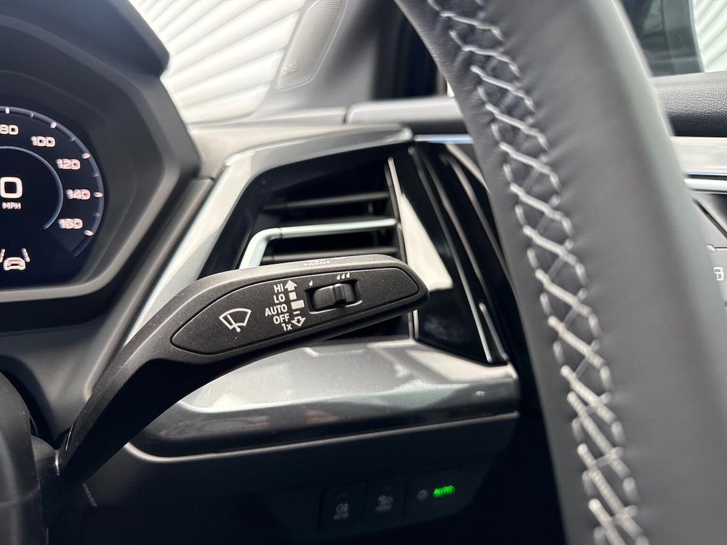 Used Audi Q4 e-tron 2025 for sale - 76449625: Photo 29