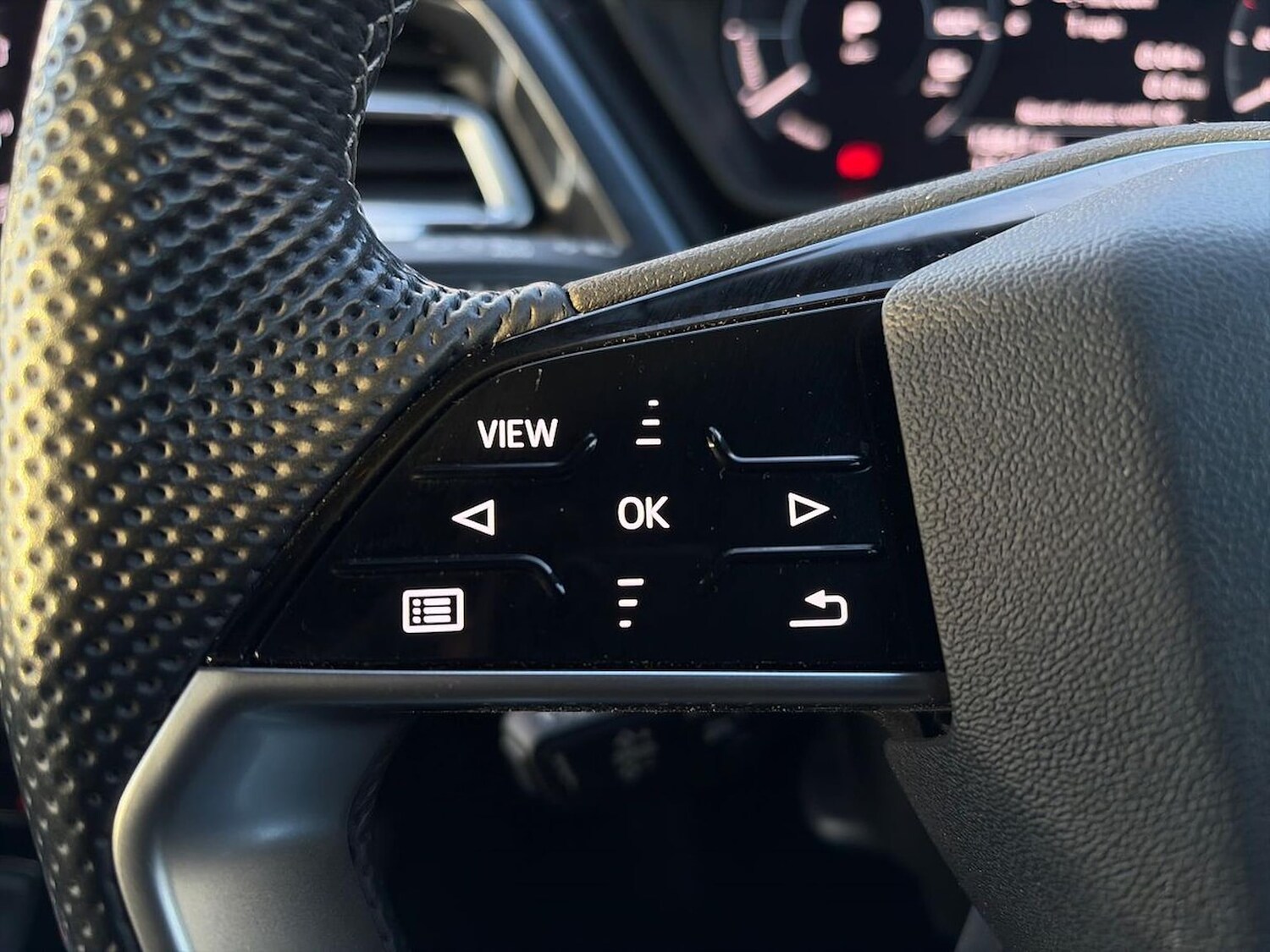 Used Audi Q4 e-tron 2023 for sale - 77489288: Photo 27