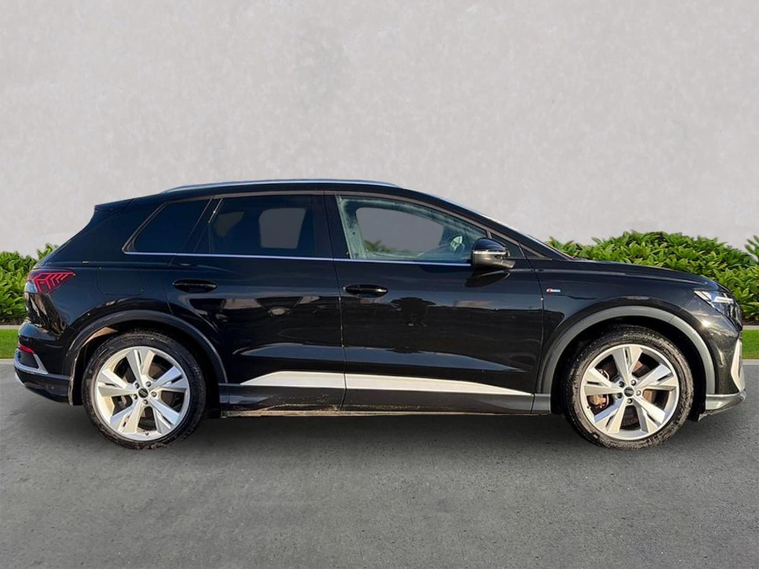 Used Audi Q4 e-tron 2023 for sale - 77489288: Photo 3