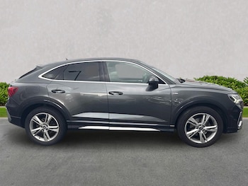 Used Audi Q3 2021 for sale - 78640543: Photo