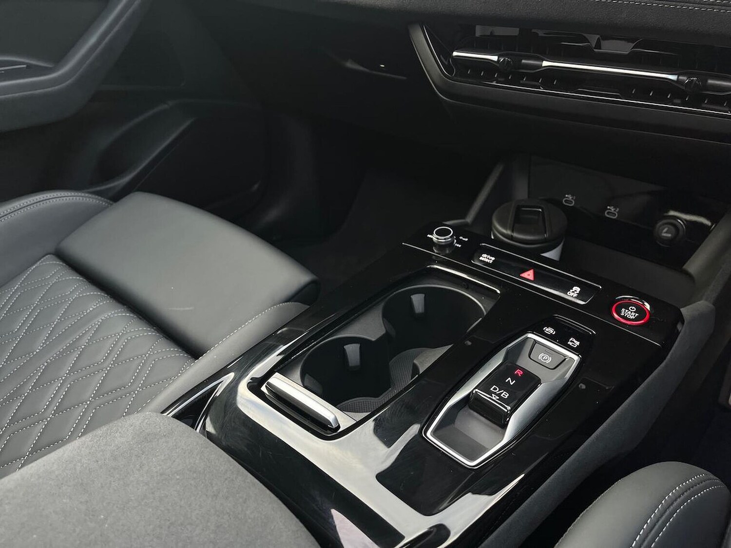Used Audi Q6 e-tron 2024 for sale - 76174224: Photo 13