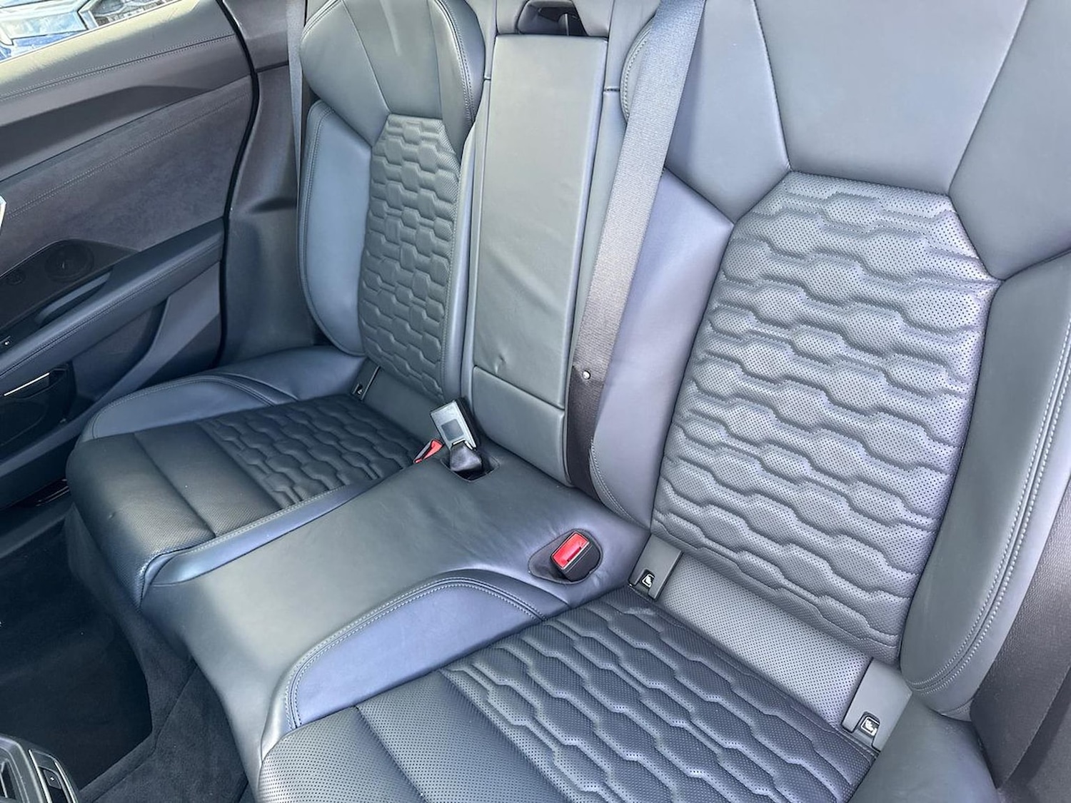 Used Audi RS e-tron GT 2023 for sale - 78192684: Photo 18