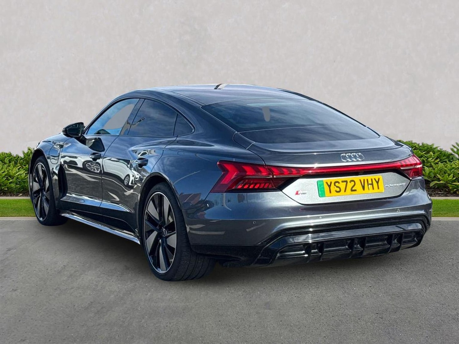 Used Audi RS e-tron GT 2023 for sale - 78192684: Photo 2