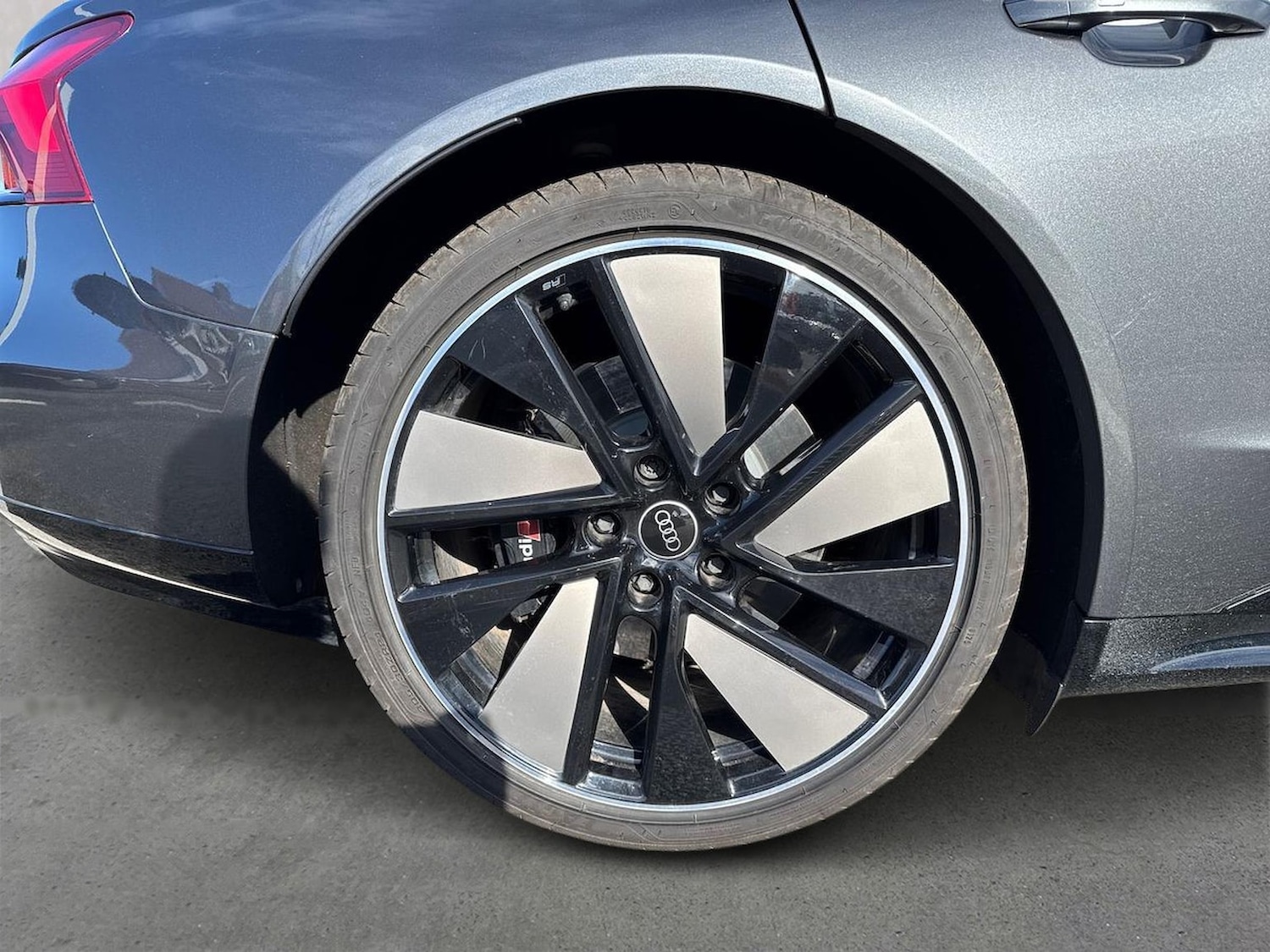 Used Audi RS e-tron GT 2023 for sale - 78192684: Photo 8