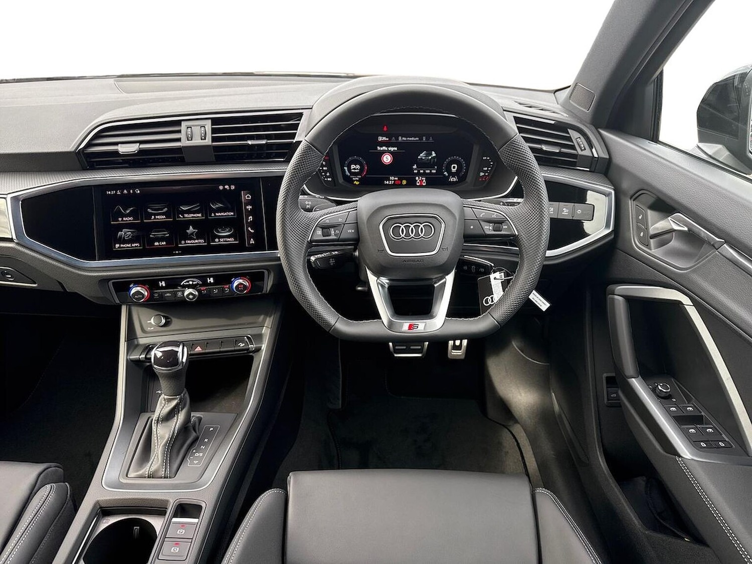 Used Audi Q3 2025 for sale - 76541866: Photo 9