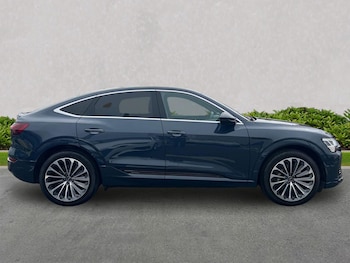 Used Audi Q8 2023 for sale - 79379468: Photo