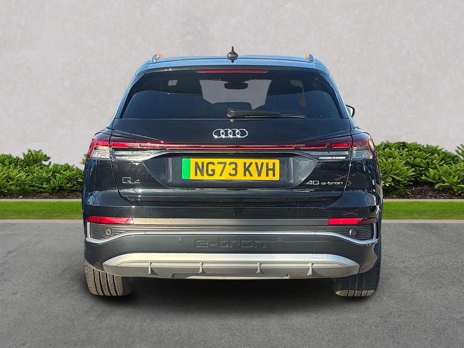 Used Audi Q4 e-tron 2023 for sale - 76547756: Photo 4