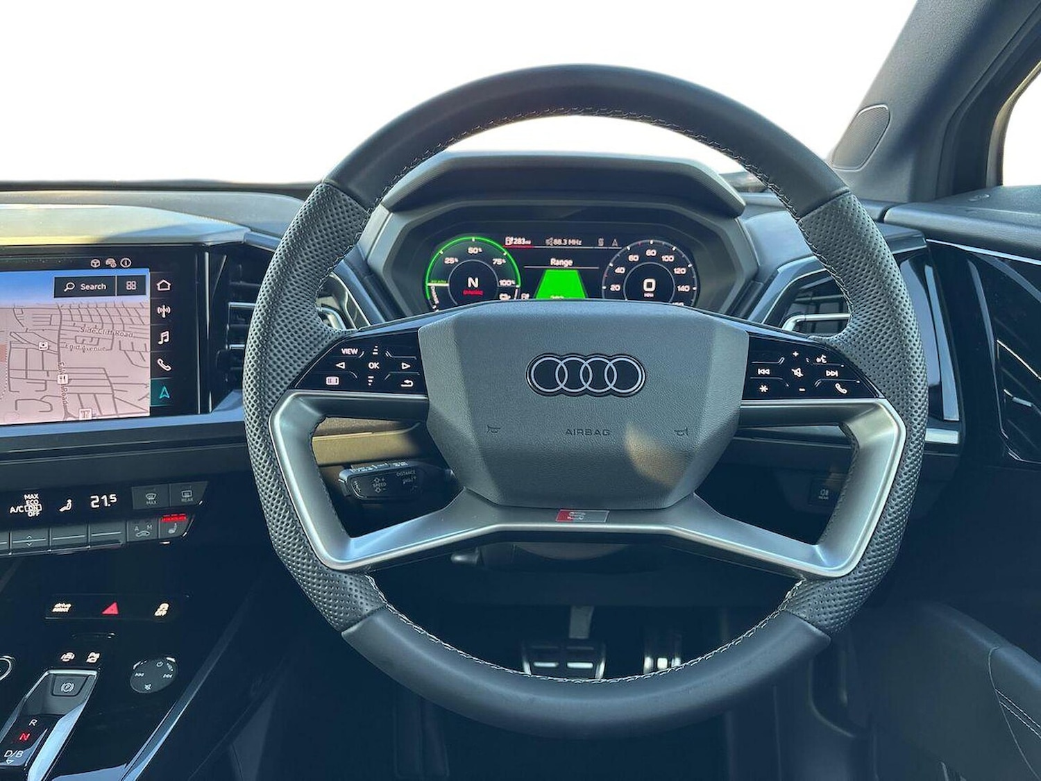 Used Audi Q4 e-tron 2023 for sale - 76547756: Photo 9