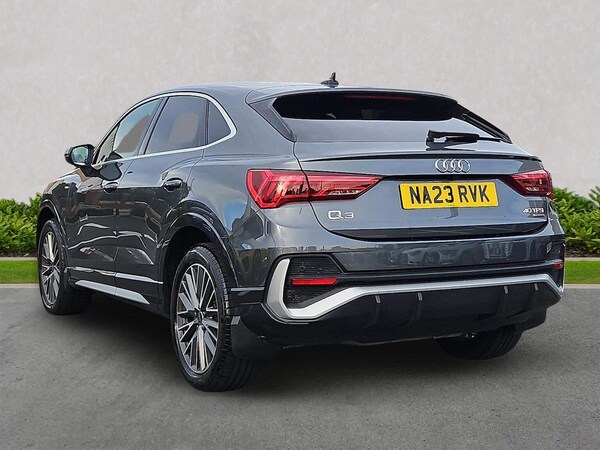 Used Audi Q3 2023 for sale - 76243913: Photo 2
