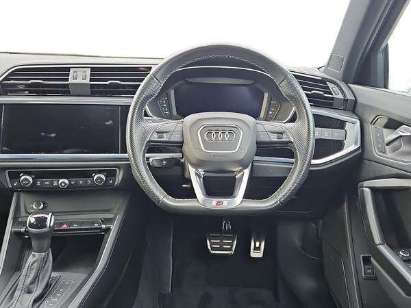Used Audi Q3 2023 for sale - 76243913: Photo 9