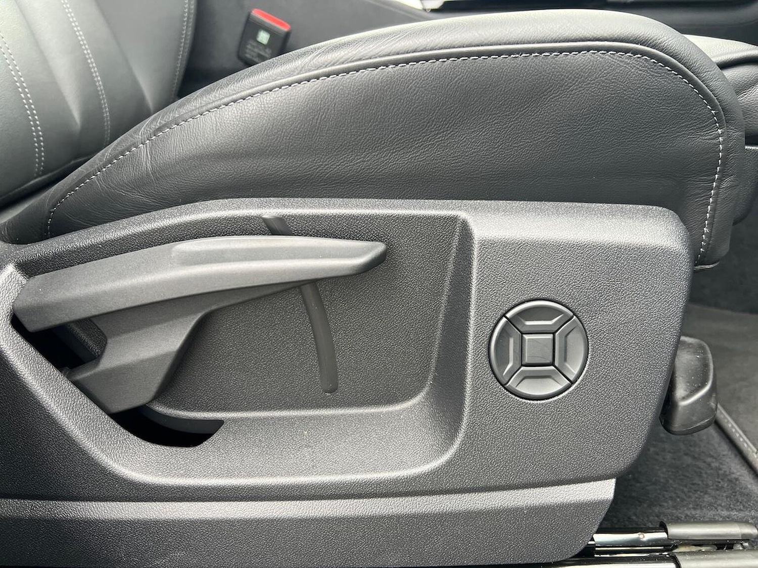 Used Audi Q5 2025 for sale - 76532448: Photo 31