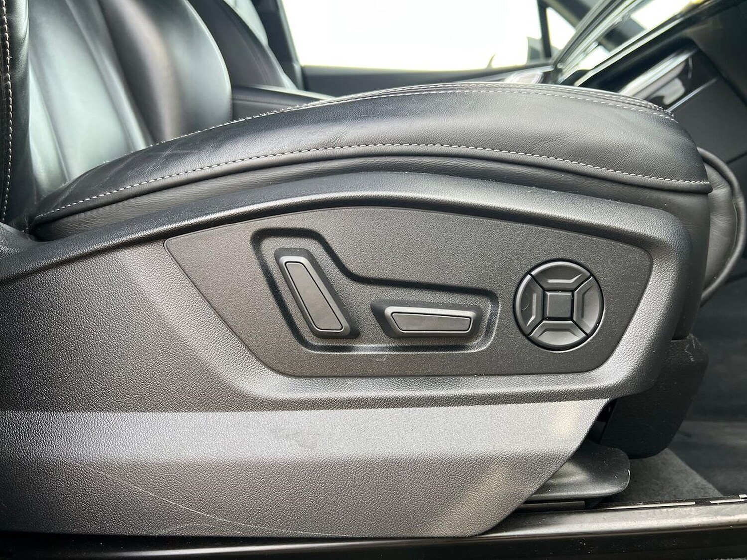 Used Audi Q7 2021 for sale - 78192873: Photo 32