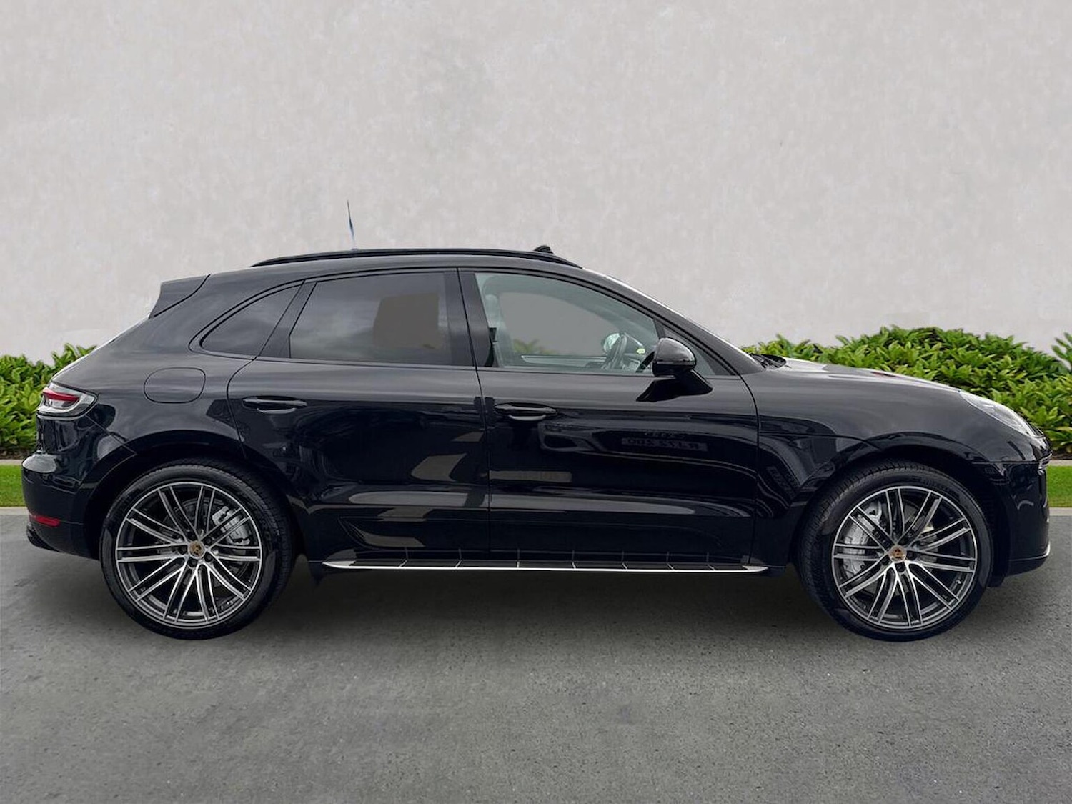 Used Porsche Macan 2020 for sale - 76198385: Photo 3