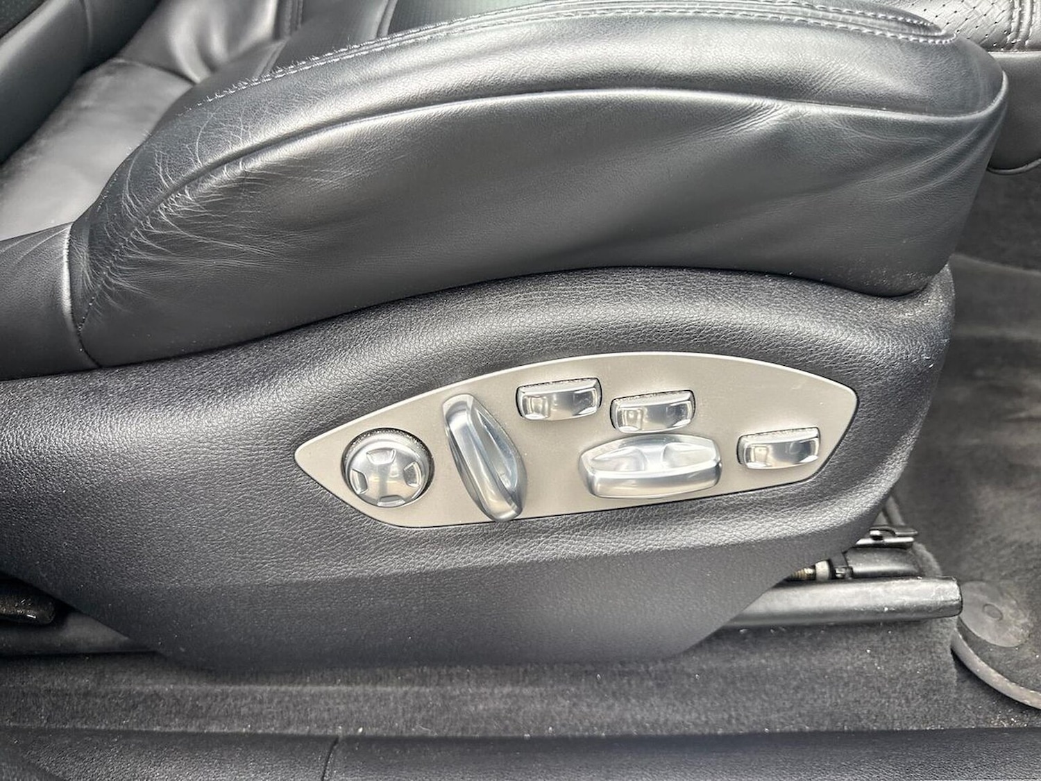 Used Porsche Macan 2020 for sale - 76198385: Photo 30