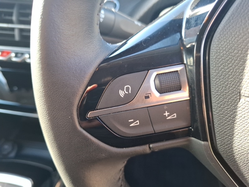 Used Peugeot 208 2023 for sale - 77070344: Photo 12