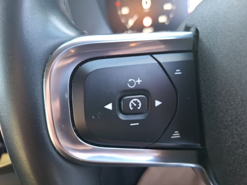 Used Volvo XC40 2022 for sale - 77173896: Photo 14