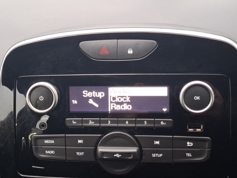 Used Renault Clio 2019 for sale - 77343195: Photo 10