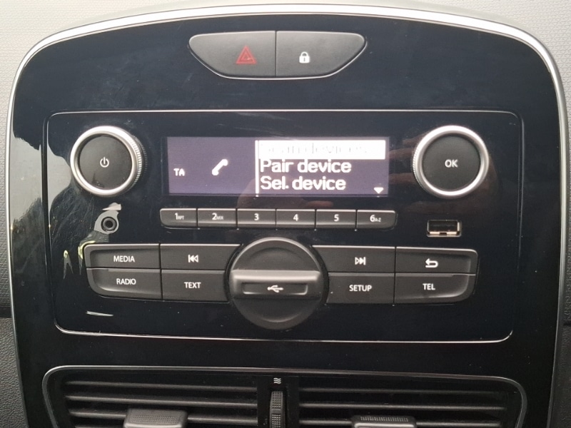 Used Renault Clio 2019 for sale - 77343195: Photo 11