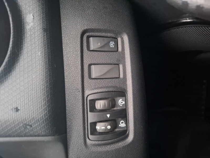 Used Renault Clio 2019 for sale - 77343195: Photo 13