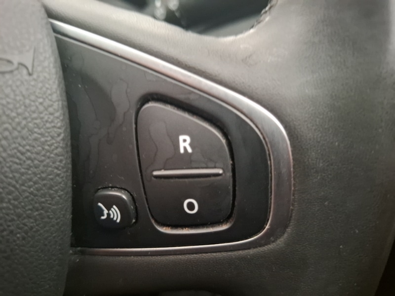 Used Renault Clio 2019 for sale - 77343195: Photo 16