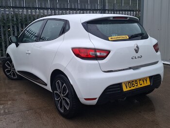Used Renault Clio 2019 for sale - 77343195: Photo