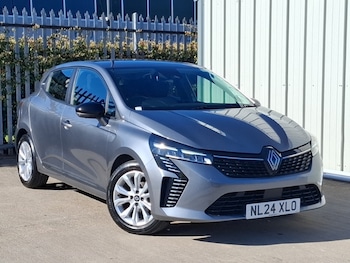 Used Renault Clio 2024 for sale - 78428563: Photo