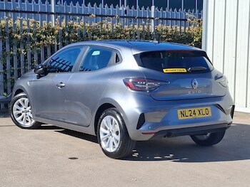 Used Renault Clio 2024 for sale - 78428563: Photo