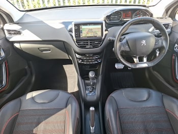 Used Peugeot 208 2016 for sale - 78327486: Photo