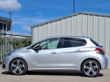 Used Peugeot 208 2016 for sale - 78327486: Photo