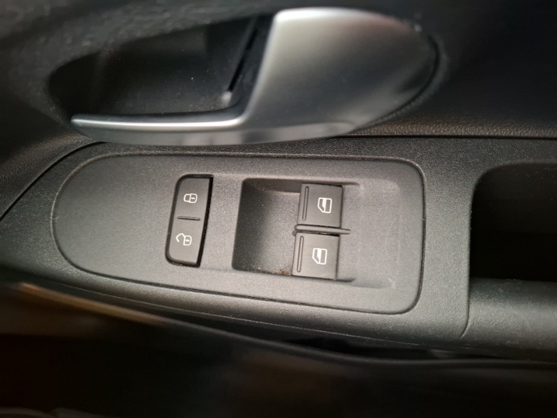 Used Volkswagen up! 2018 for sale - 77702320: Photo 16