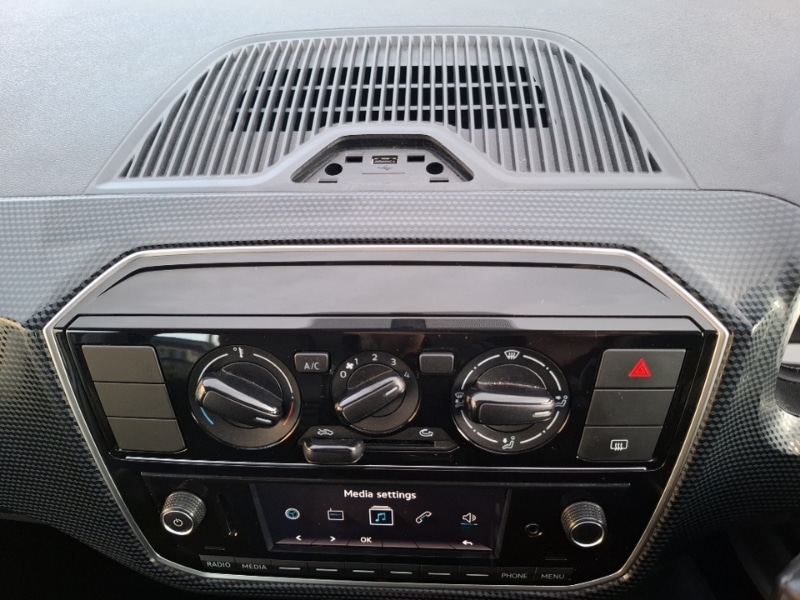 Used Volkswagen up! 2018 for sale - 77702320: Photo 17