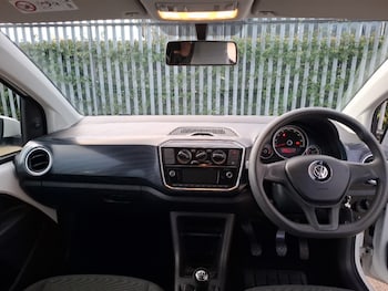 Used Volkswagen up! 2018 for sale - 77702320: Photo