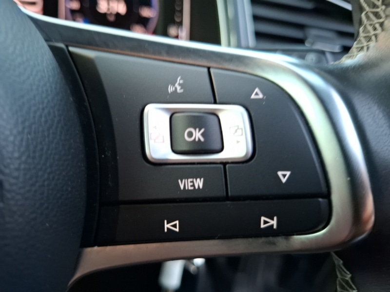 Used Volkswagen T-Roc 2019 for sale - 76974859: Photo 14